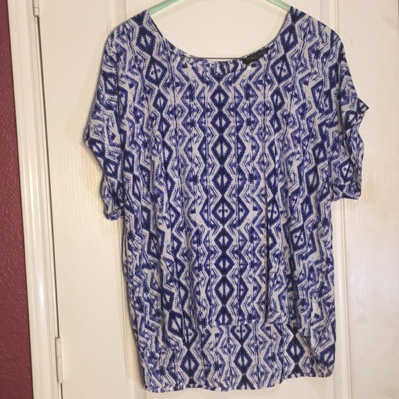 Rose & Thyme Tops - Rose & Thyme blue and white Aztec print